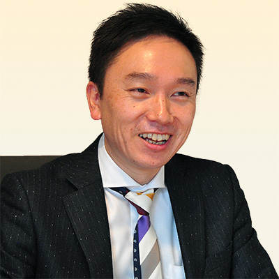 小西 功二 氏